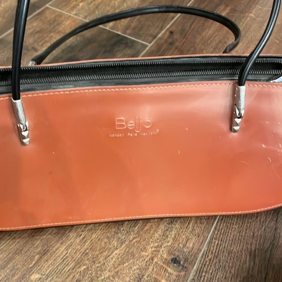 𝅺beijo patent leather Handbag purse bundle - Picture 7 of 10